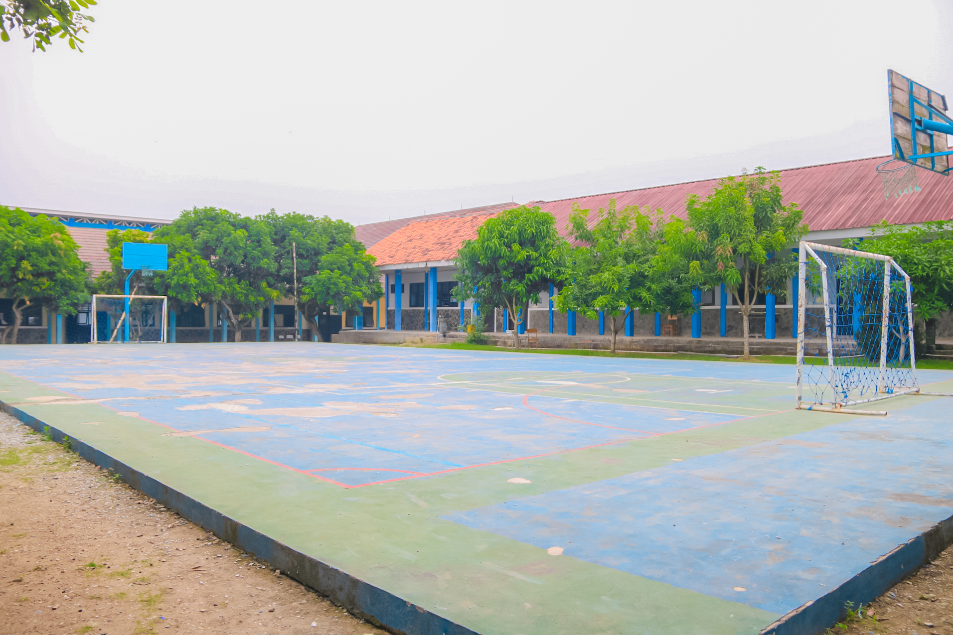 Lapangan Belakang